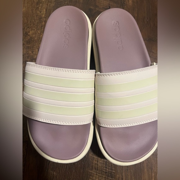 Adidas Adilette Platform Sandal - Picture 2 of 6